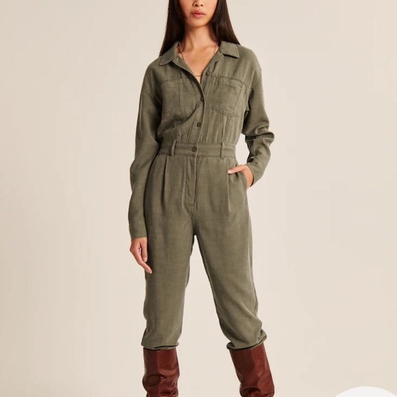 Abercrombie & Fitch Pants - Olive Jumpsuit